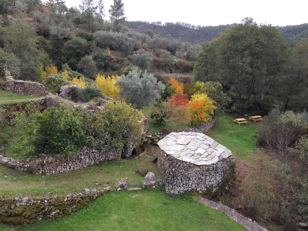 Casas Do Almourao Pension Foz do Cobrão Buitenkant foto